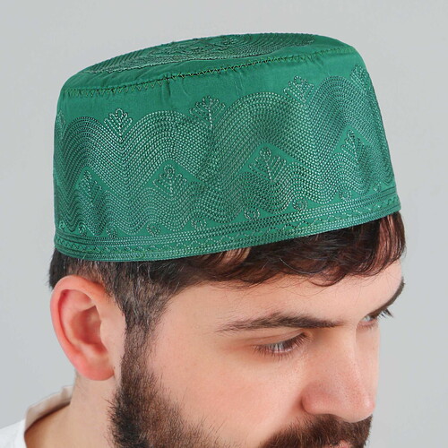 Mevlidhan Namaz Takkesi Topbaş Hafız Nakış İşlemeli Yeşil
