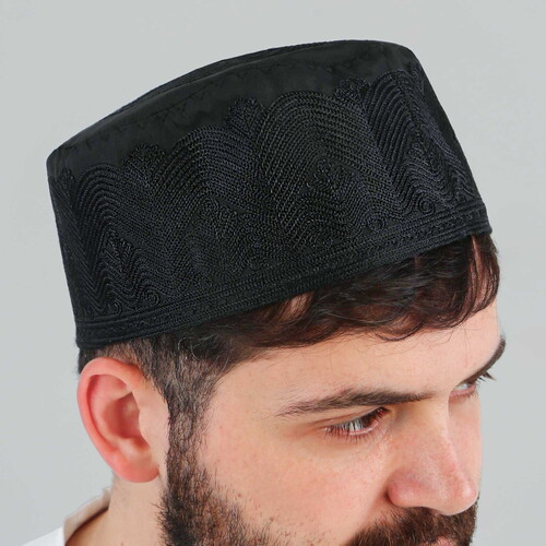Mevlidhan Namaz Takkesi Topbaş Hafız Nakış İşlemeli Siyah